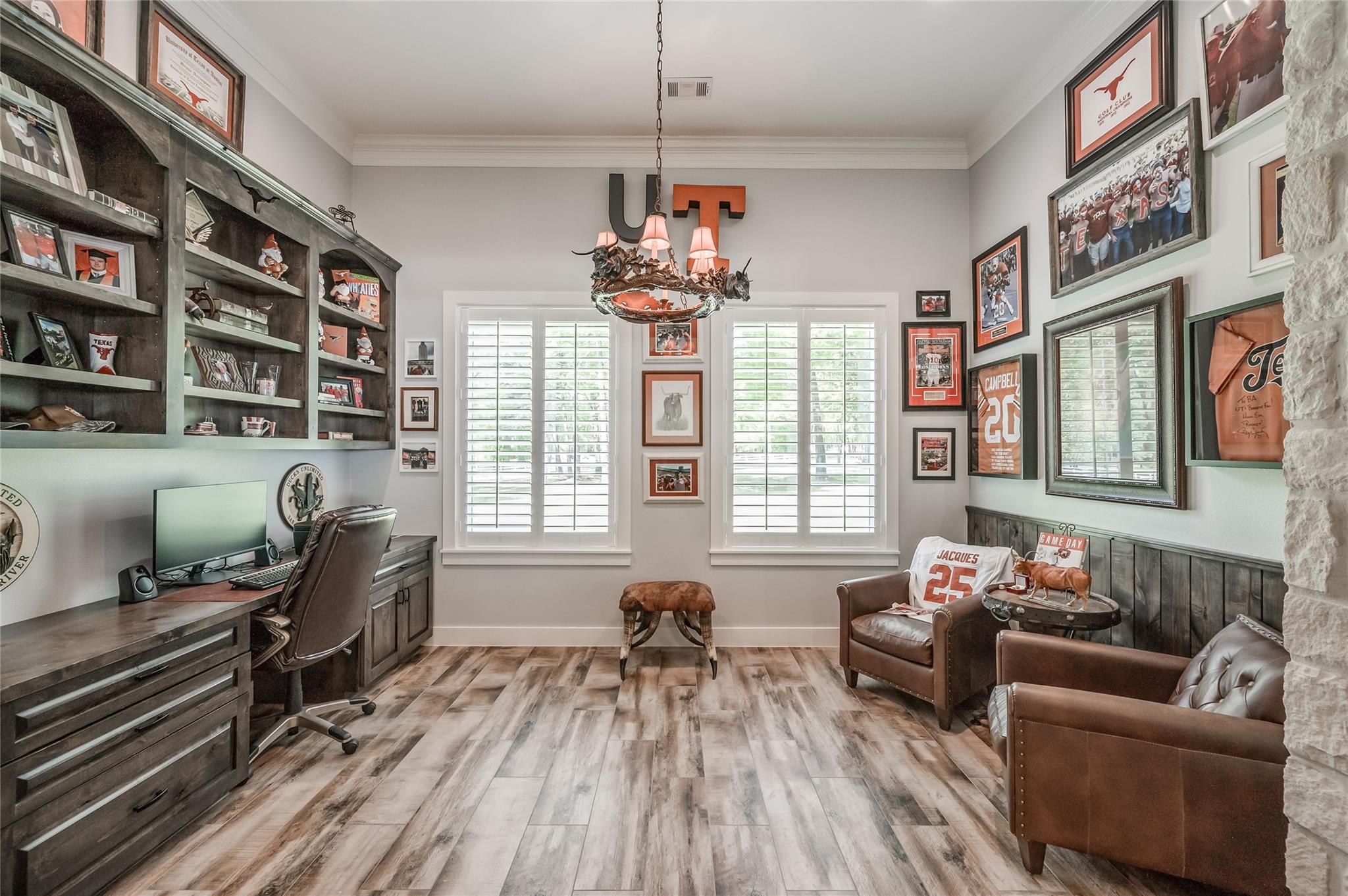 15062 & 15068 Lake Paula Dr