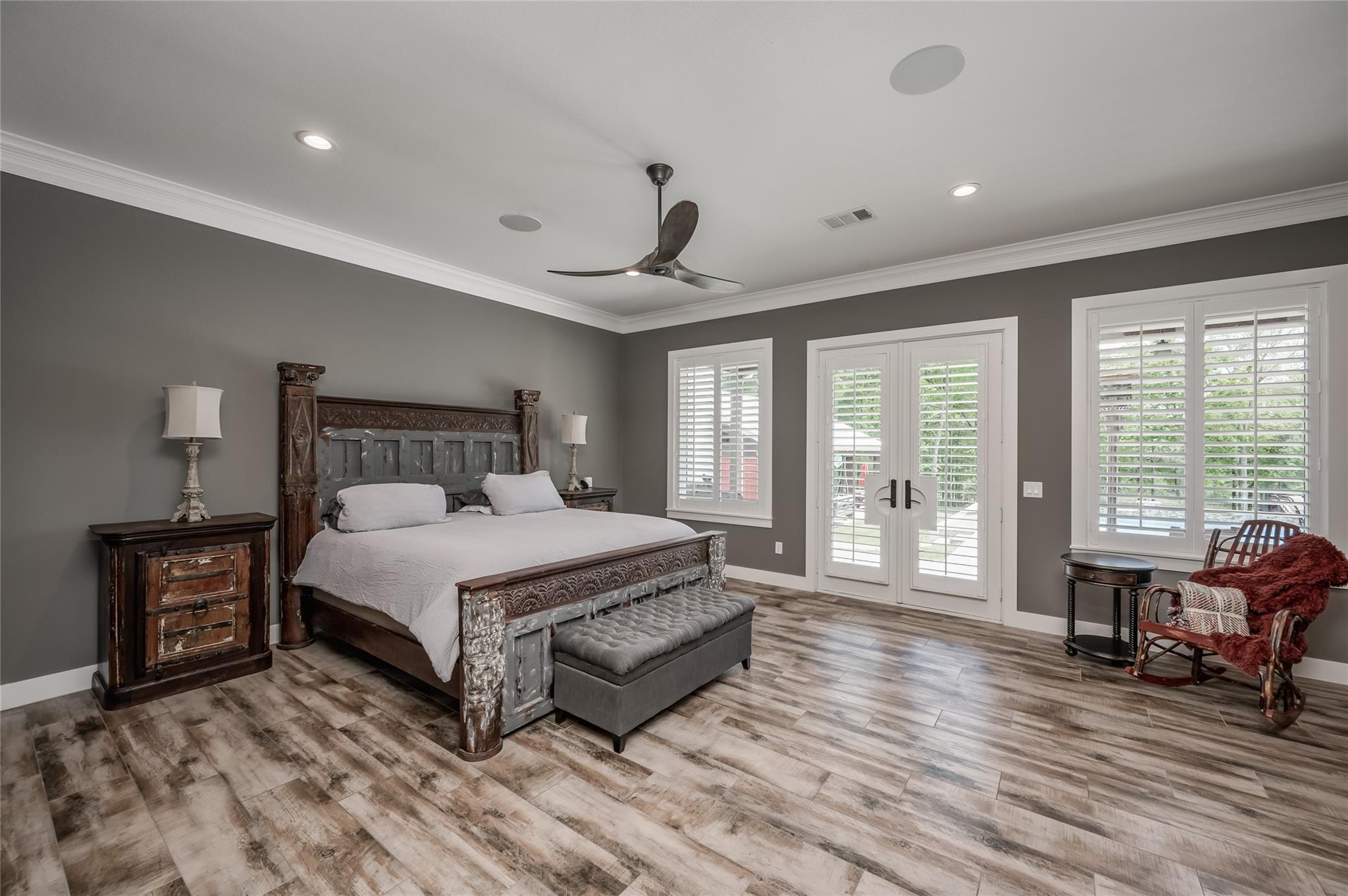 15062 & 15068 Lake Paula Dr