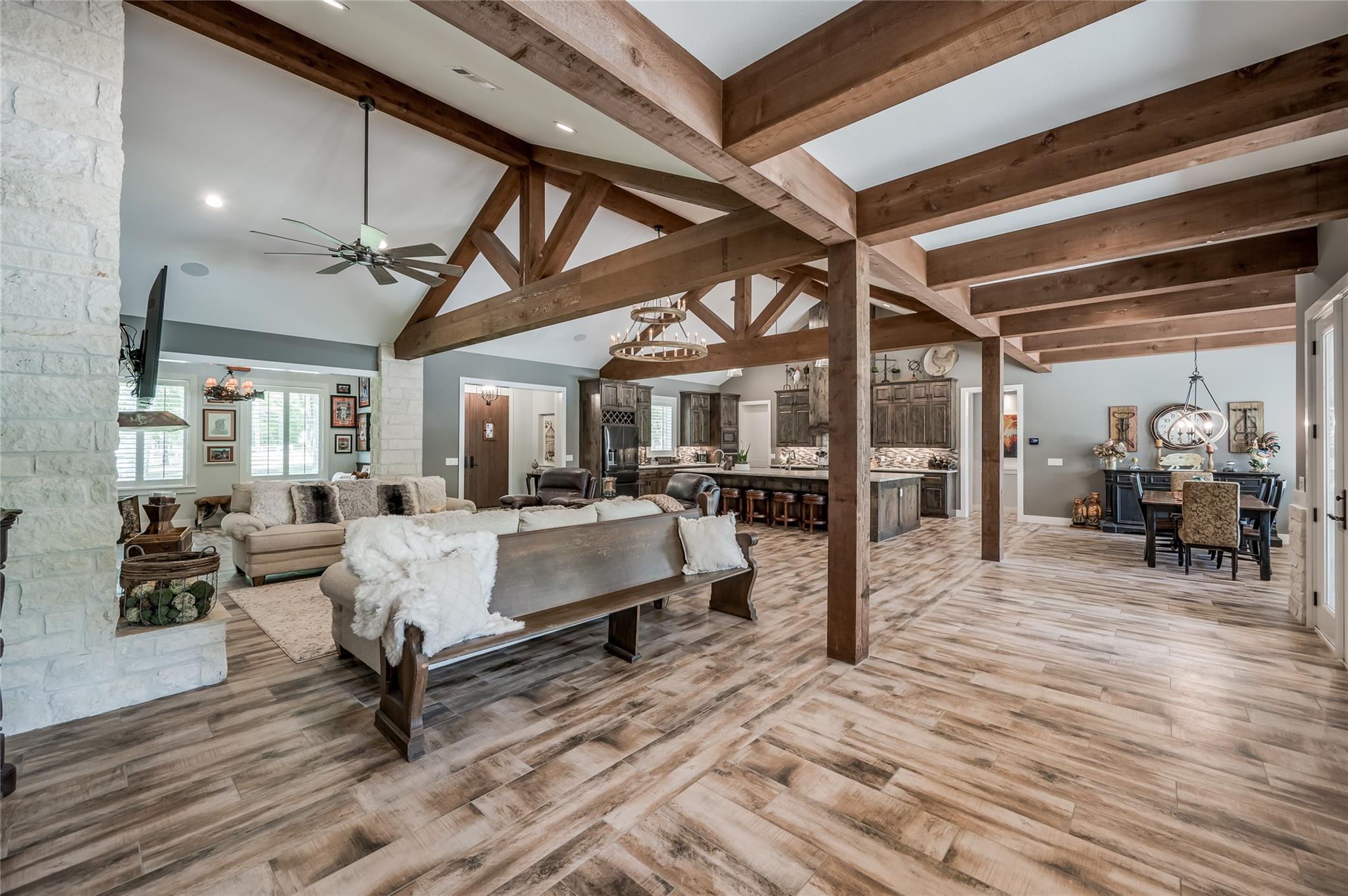 15062 & 15068 Lake Paula Dr
