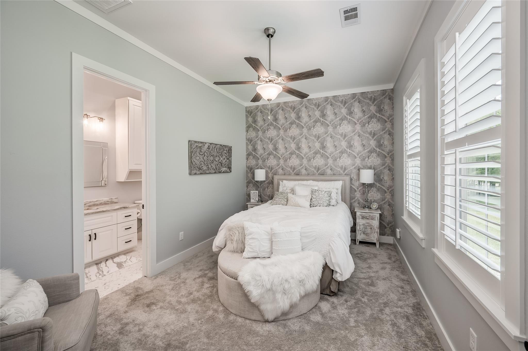 15062 & 15068 Lake Paula Dr