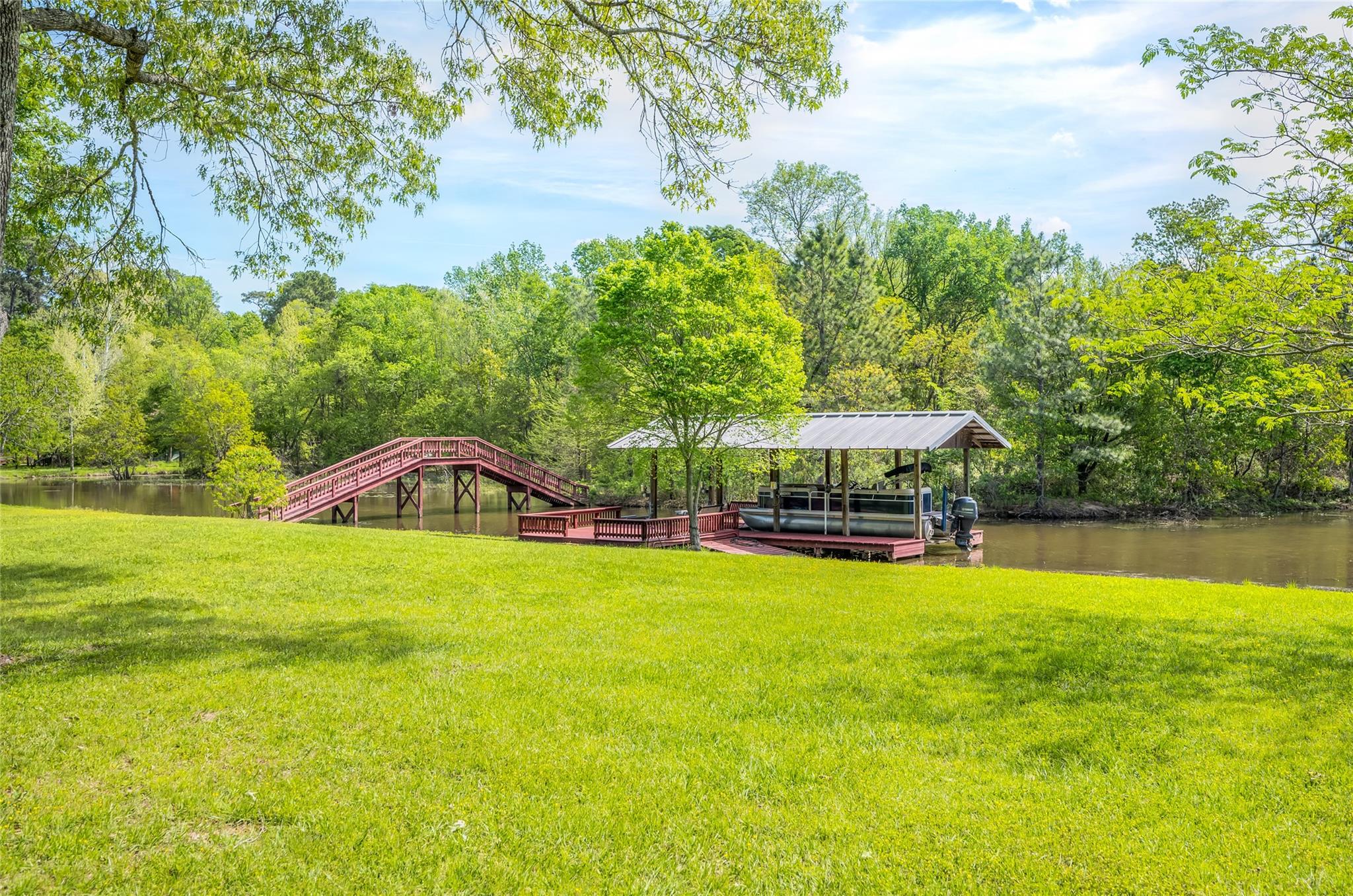 15062 & 15068 Lake Paula Dr