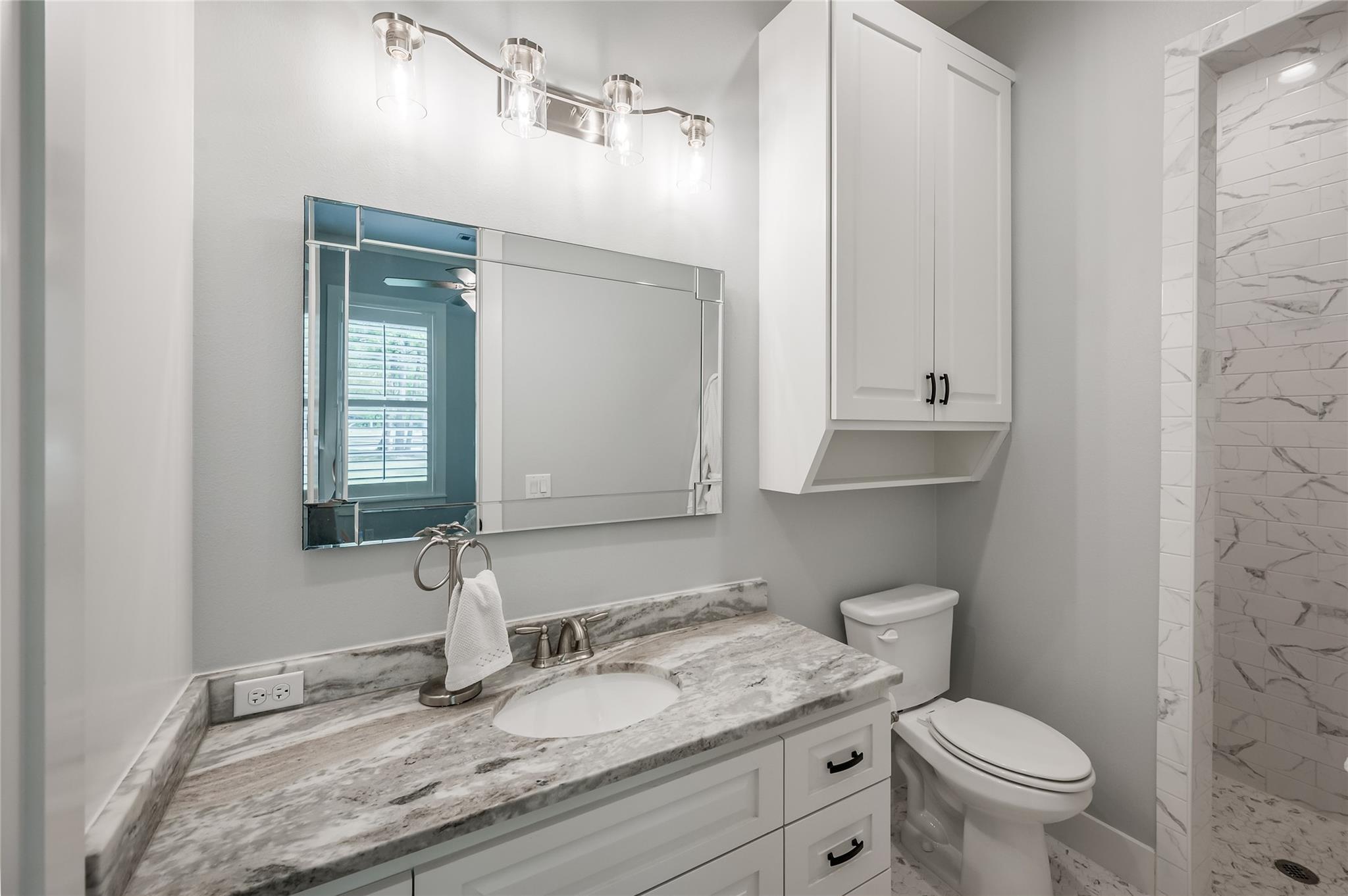 15062 & 15068 Lake Paula Dr