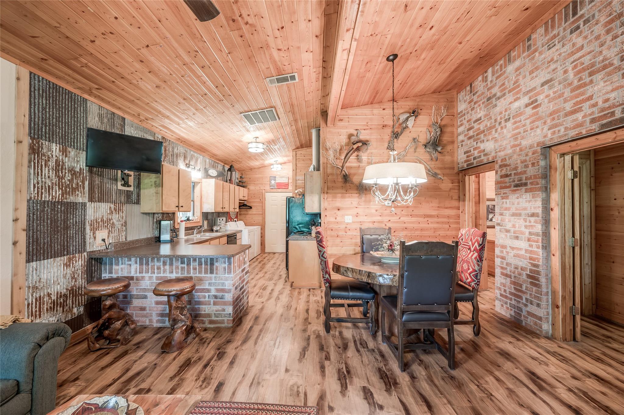 15062 & 15068 Lake Paula Dr