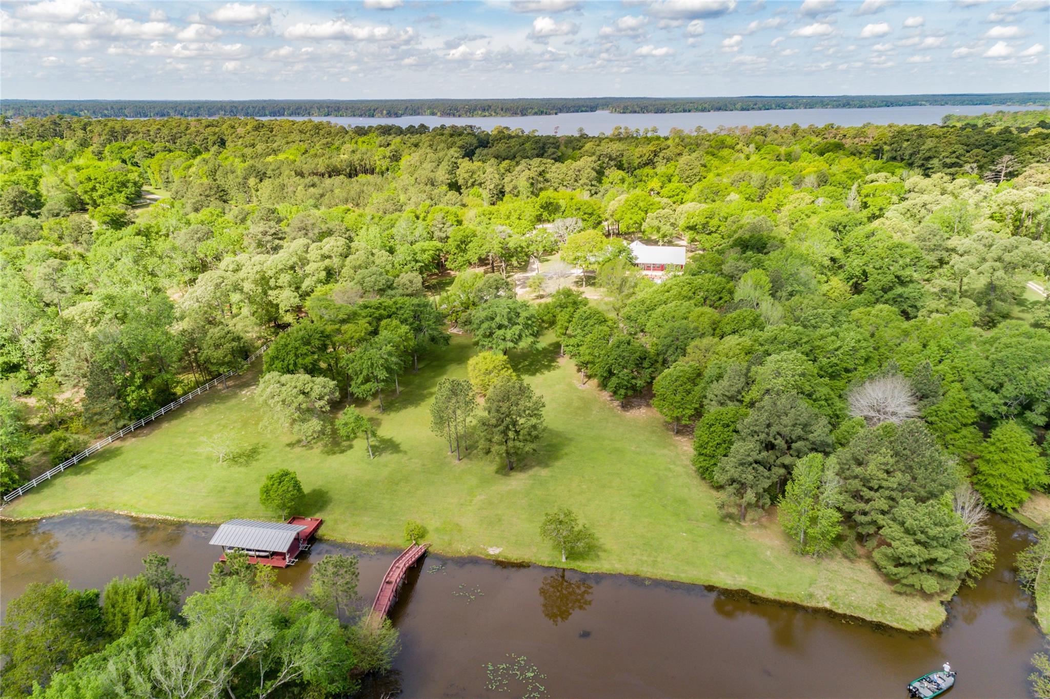 15062 & 15068 Lake Paula Dr