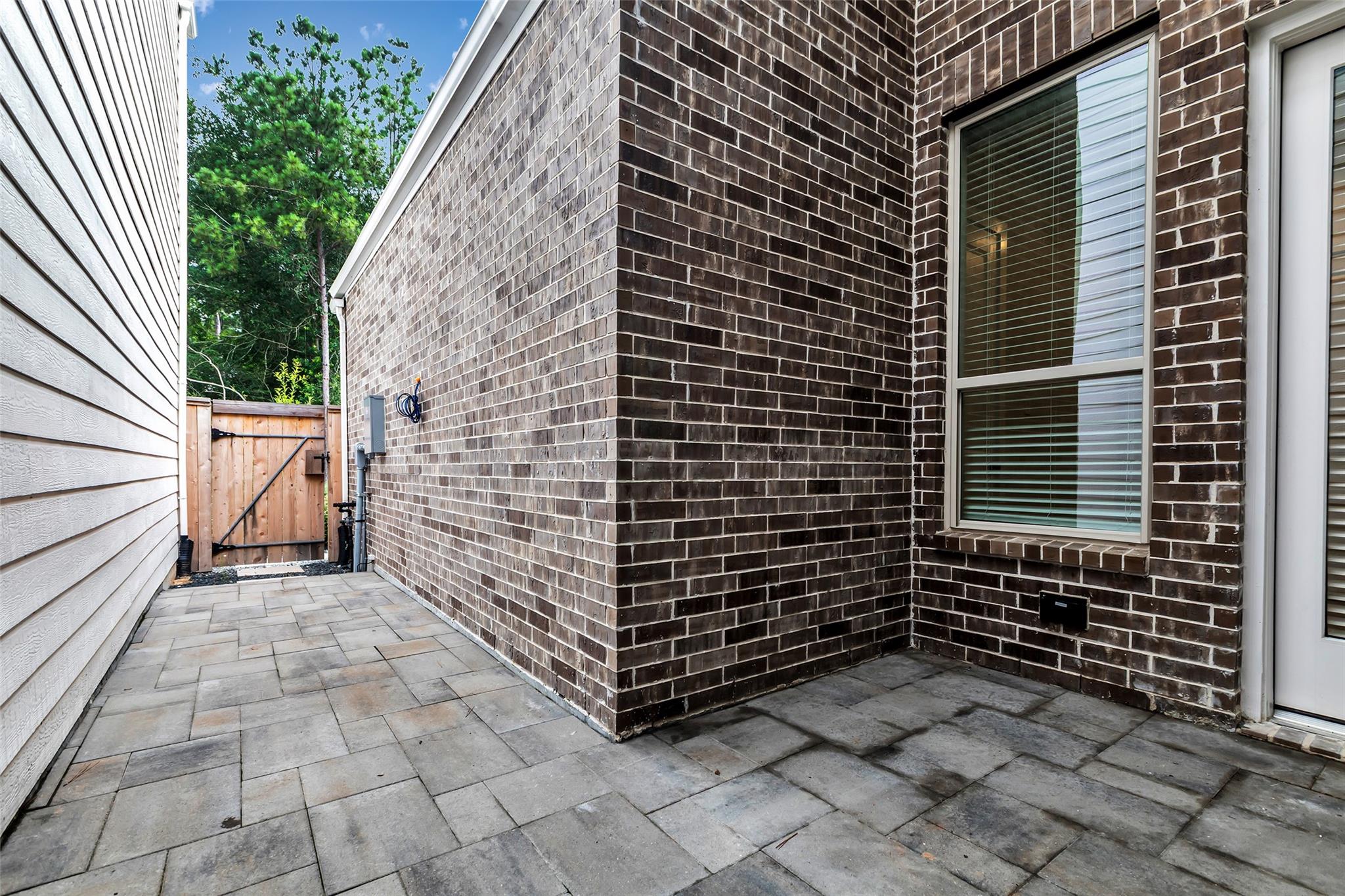 527 Cypress Valley Avenue