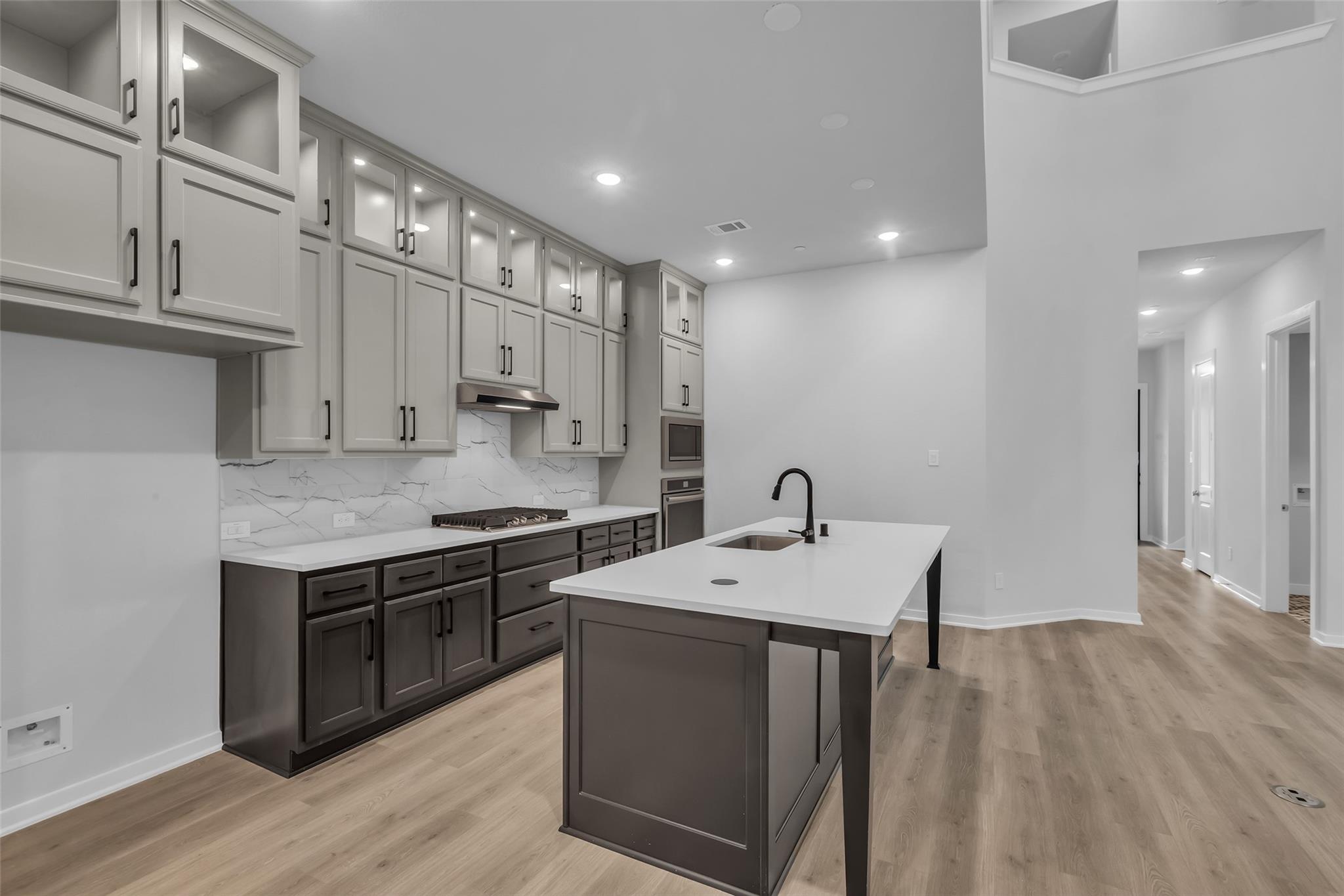 527 Cypress Valley Avenue