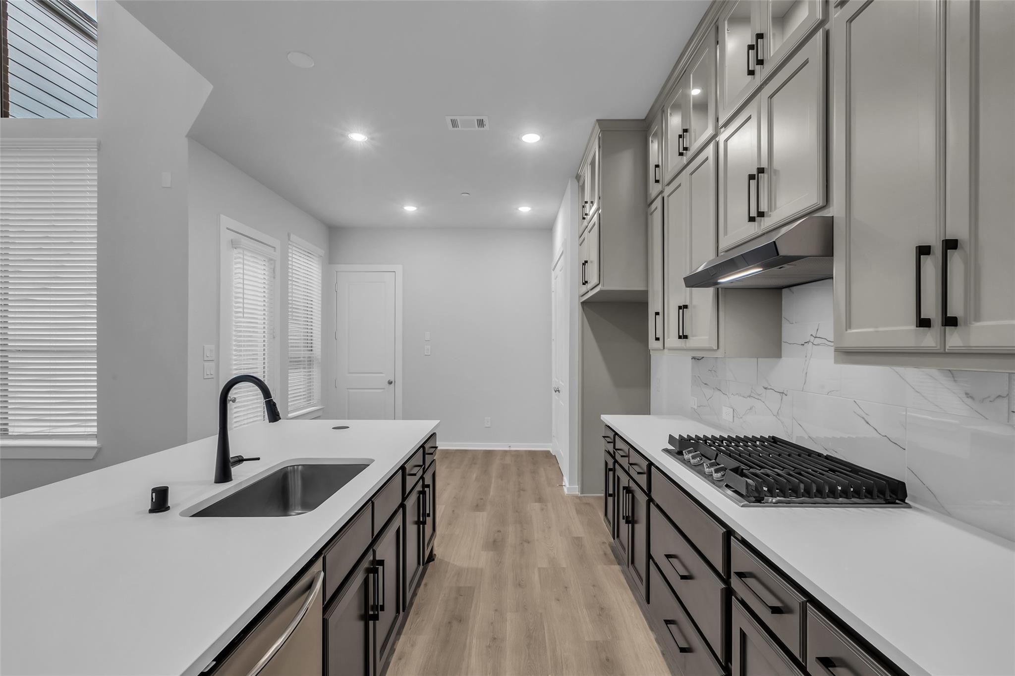 527 Cypress Valley Avenue