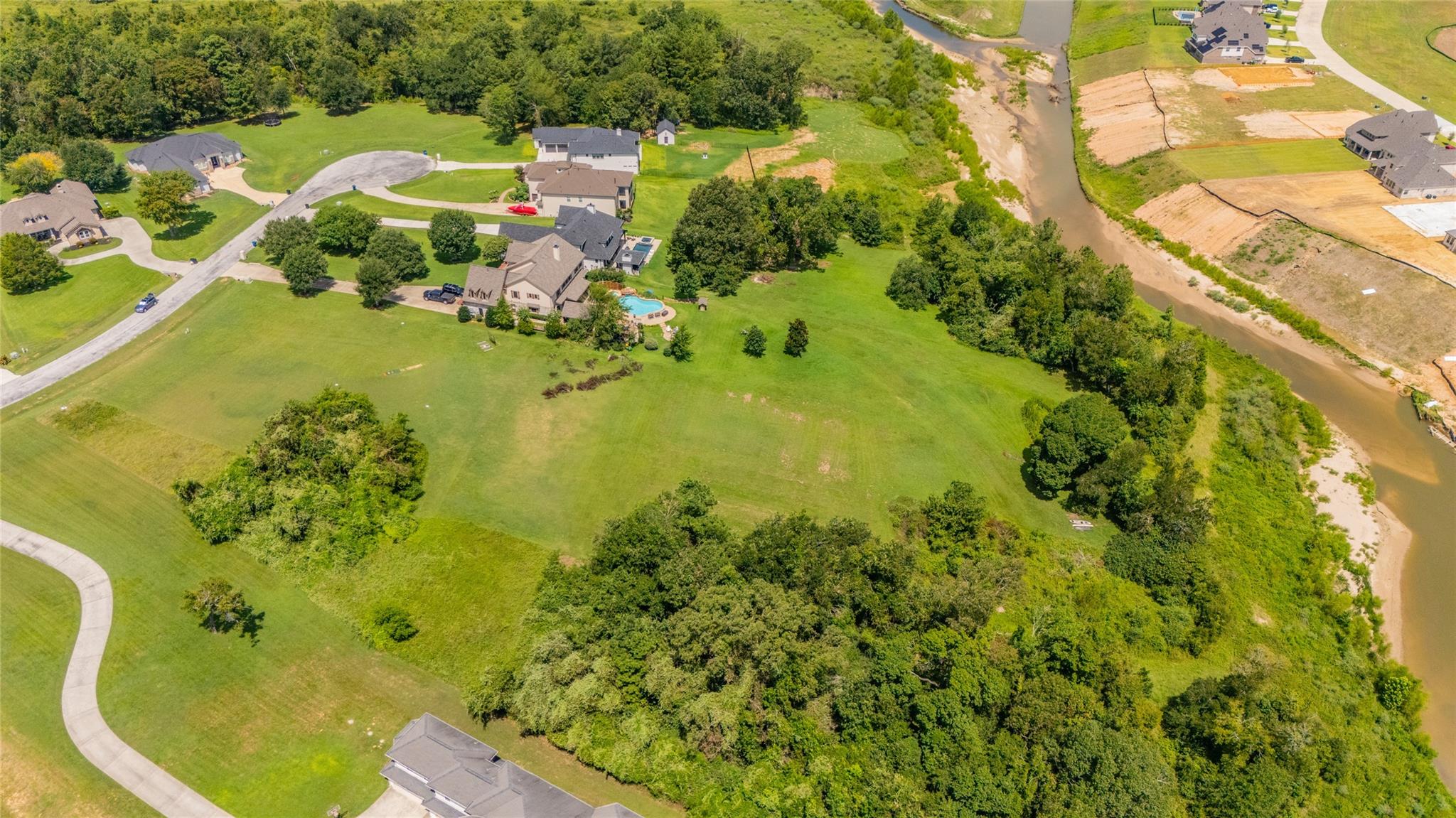 19166 Grandview Point
