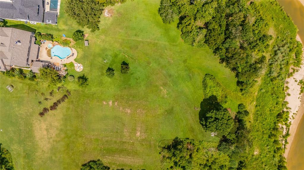 19166 Grandview Point