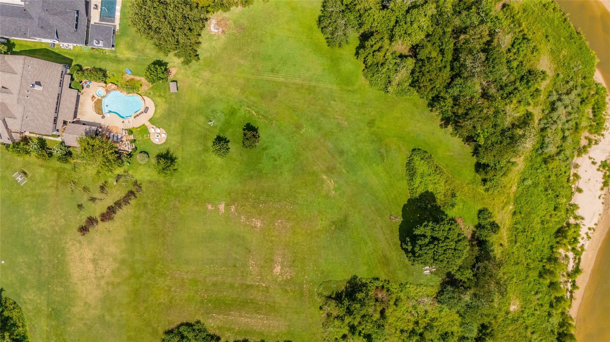 19166 Grandview Point
