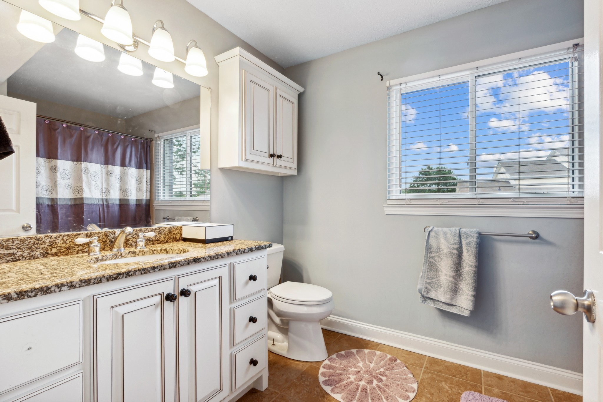57 Rolling Meadows Dr