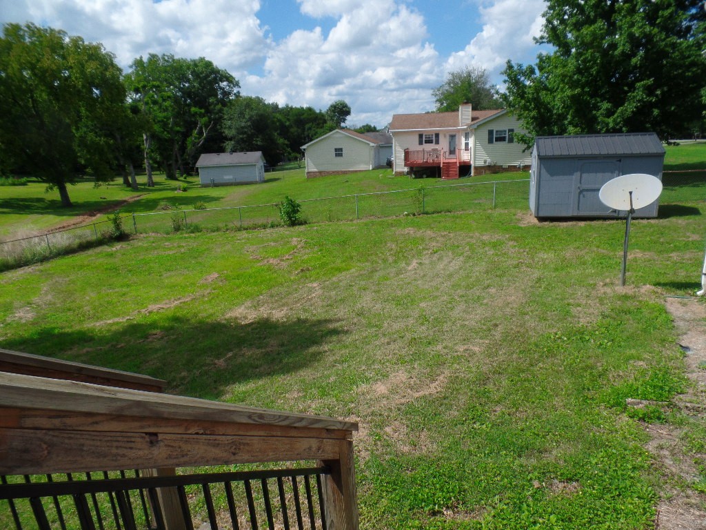 107 Oakland Dr