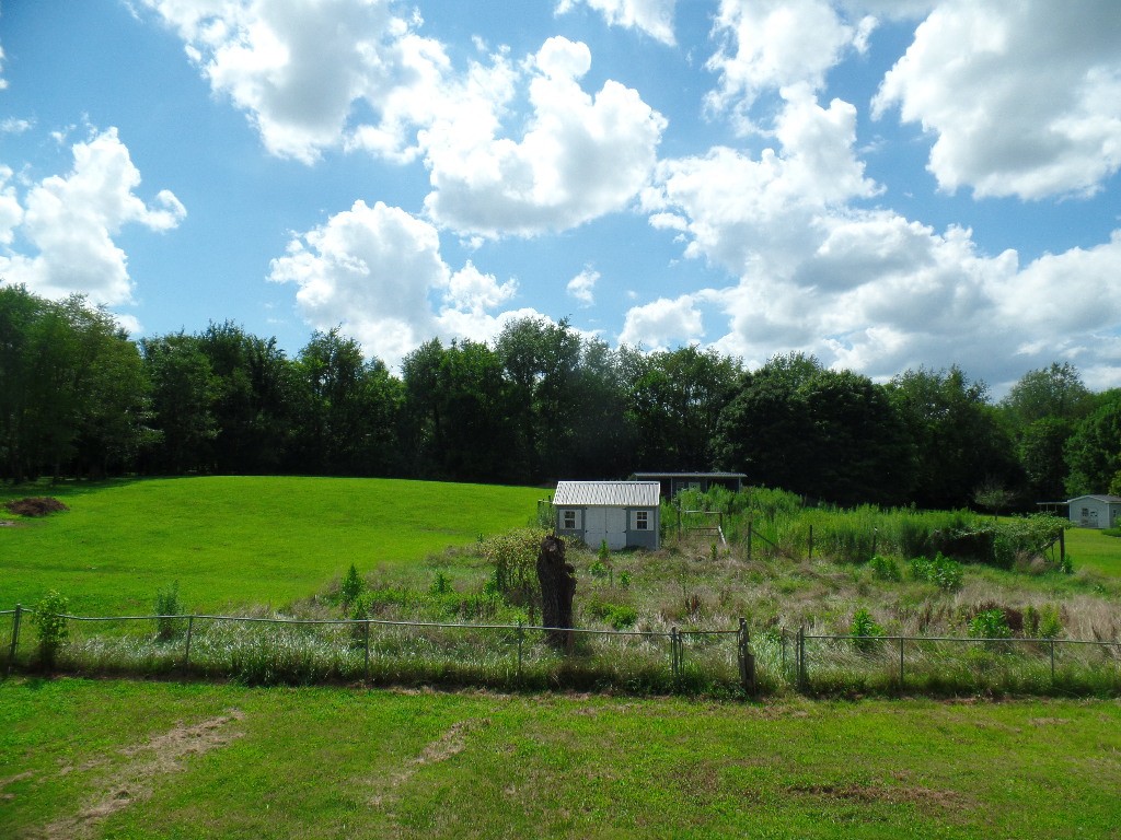 107 Oakland Dr