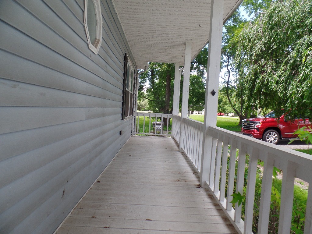 107 Oakland Dr