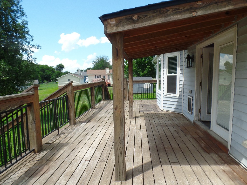 107 Oakland Dr