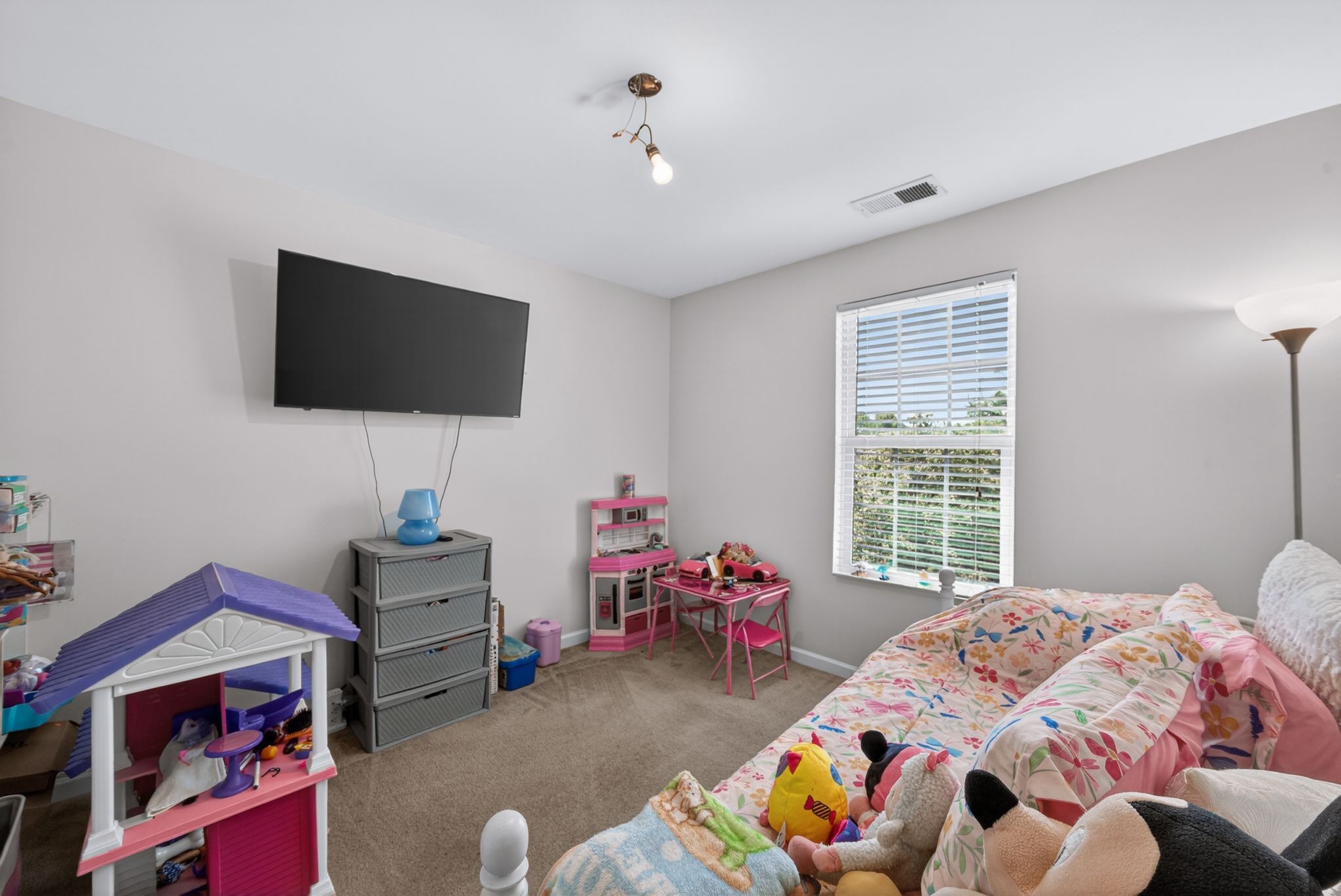621 Betty Lou Dr