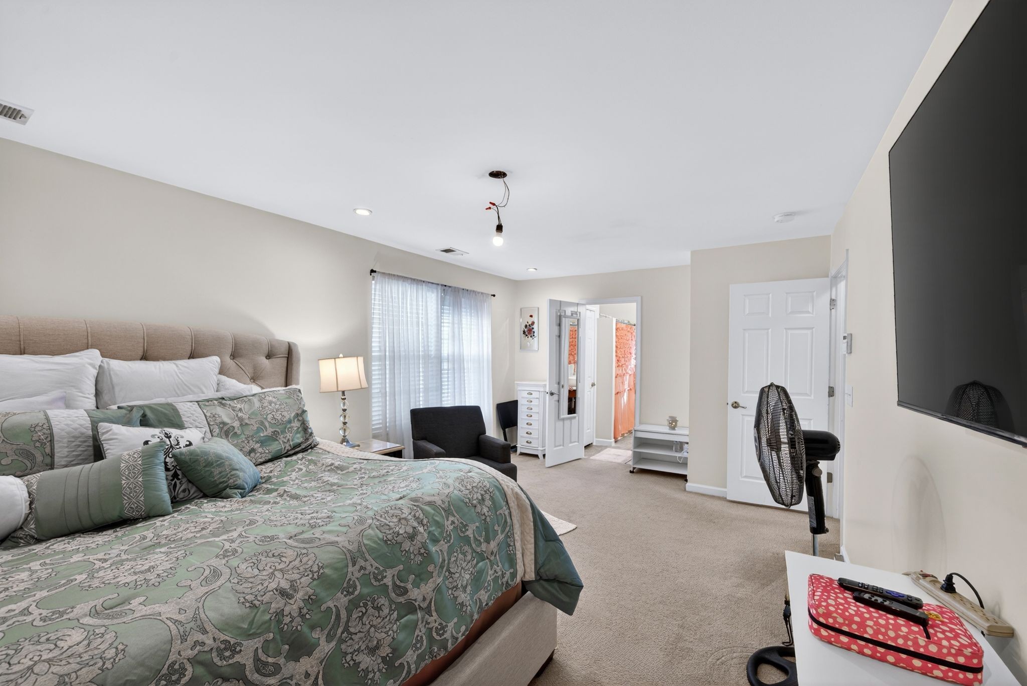 621 Betty Lou Dr