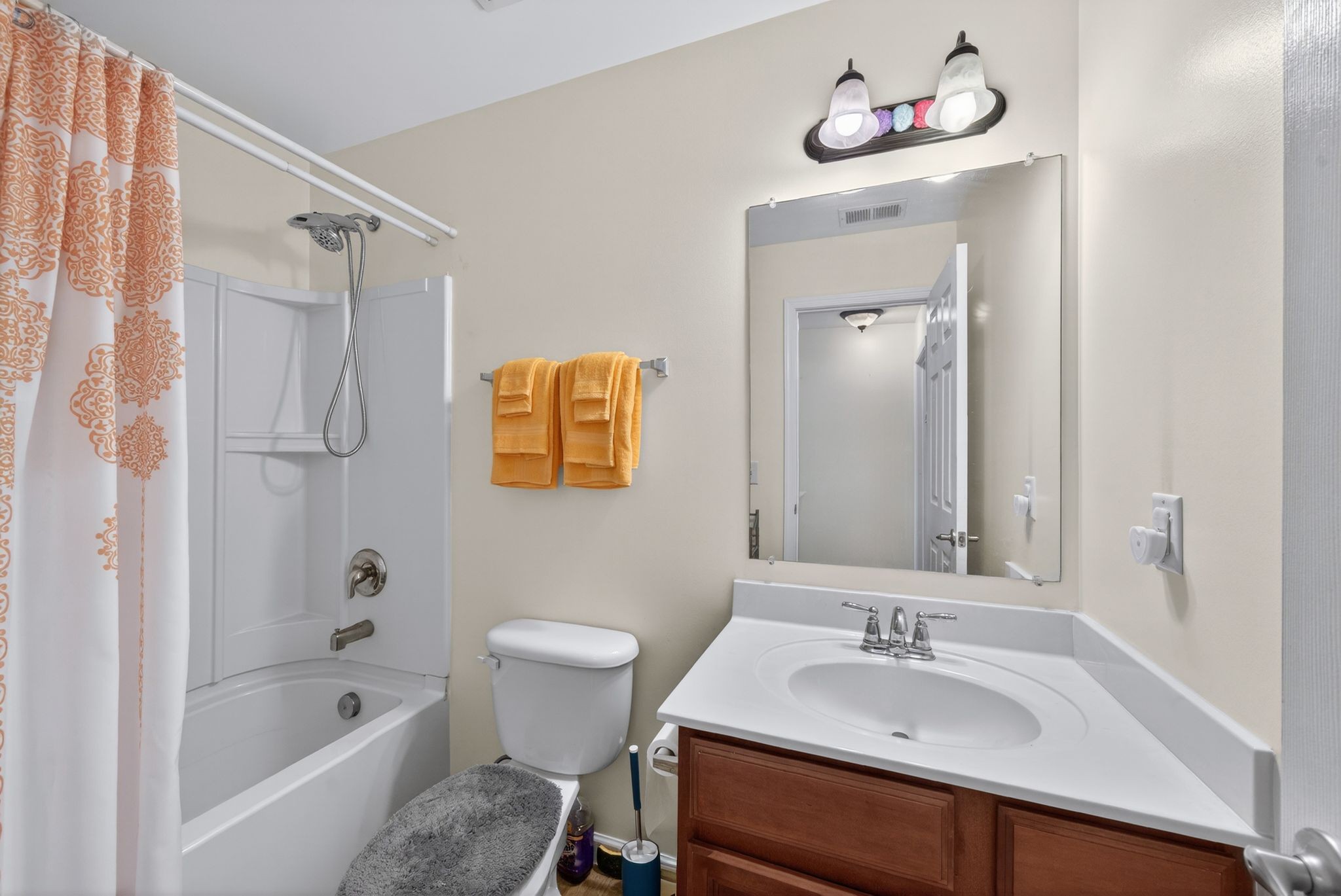 621 Betty Lou Dr