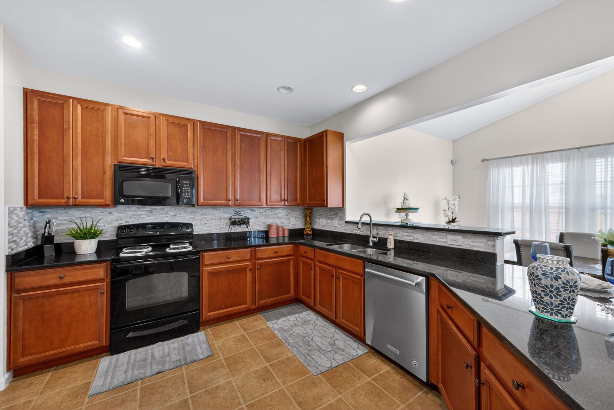 621 Betty Lou Dr