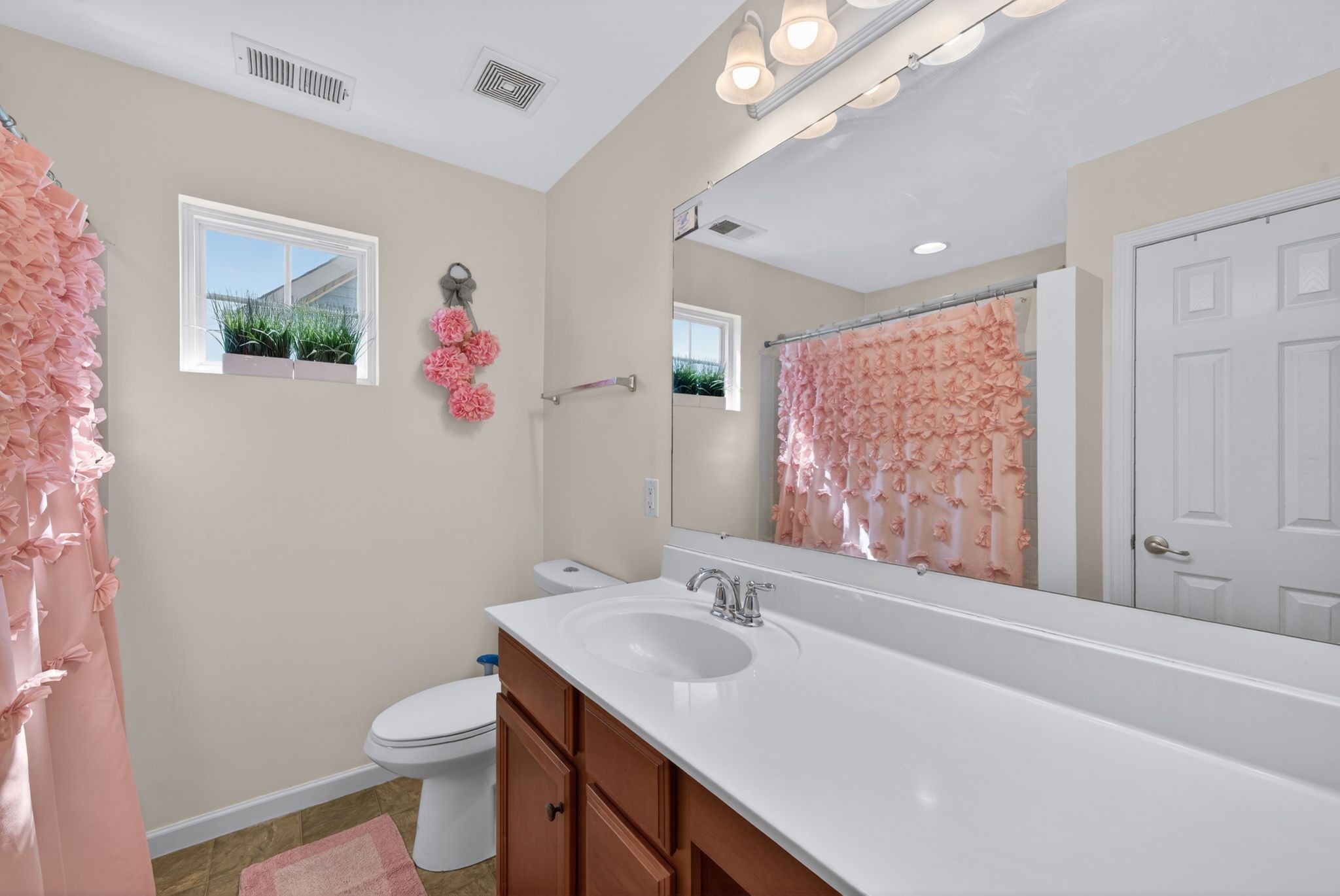 621 Betty Lou Dr