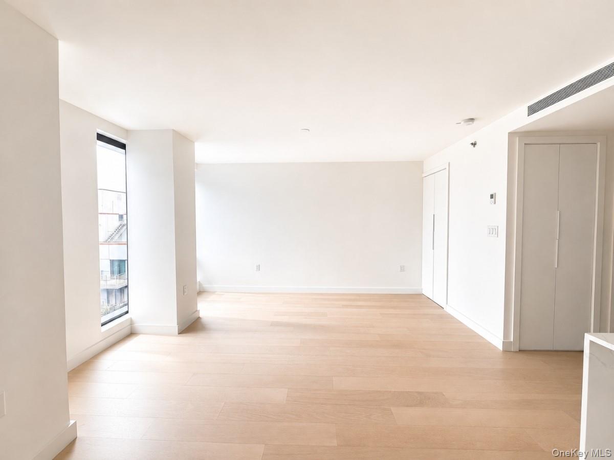 144-49 Northern Boulevard Unit: 722