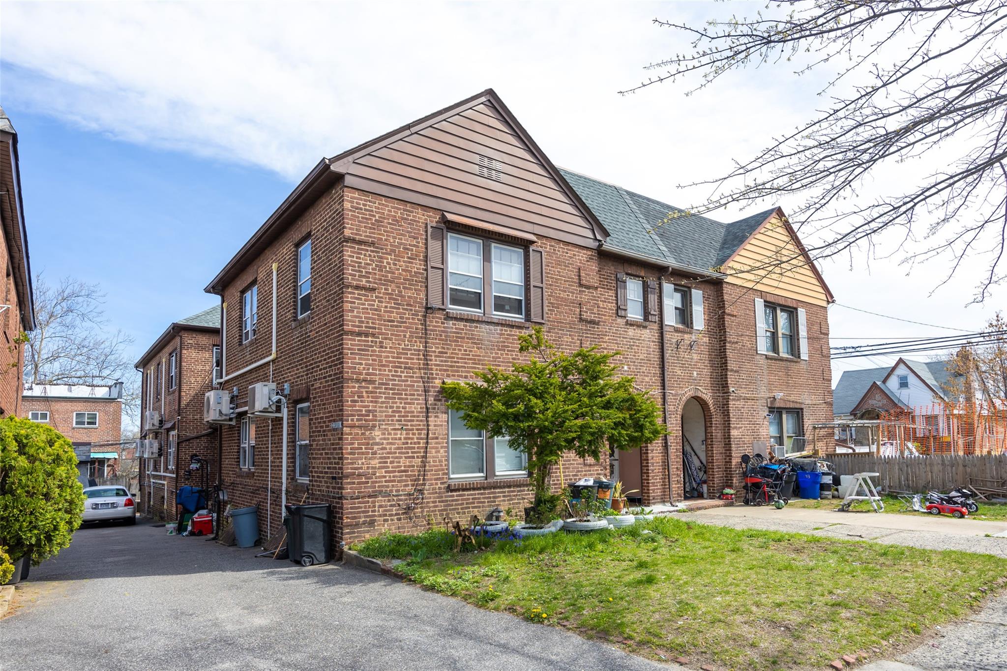 154-39 64 Avenue