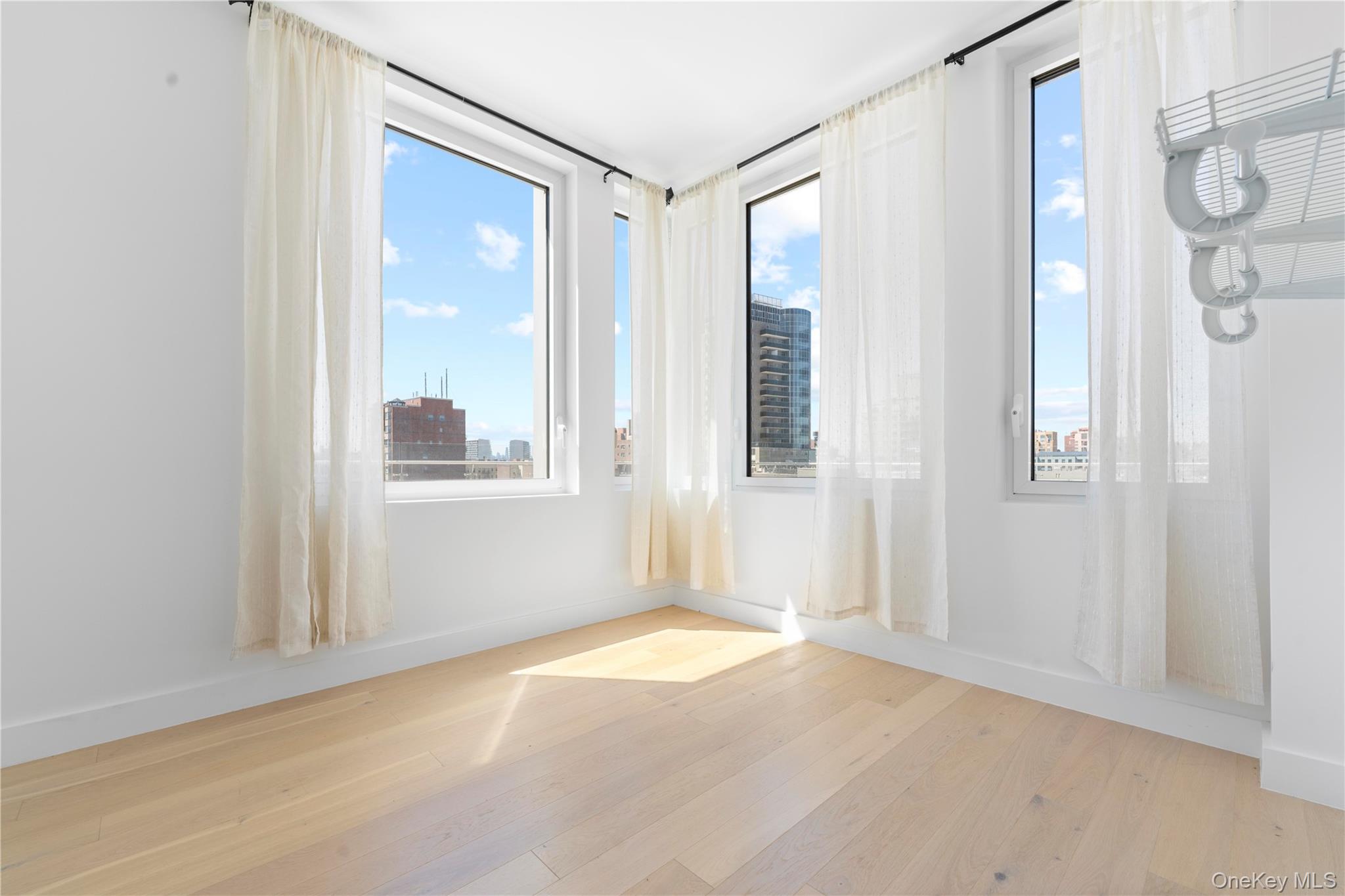 136-18 Maple Avenue Unit: 5F