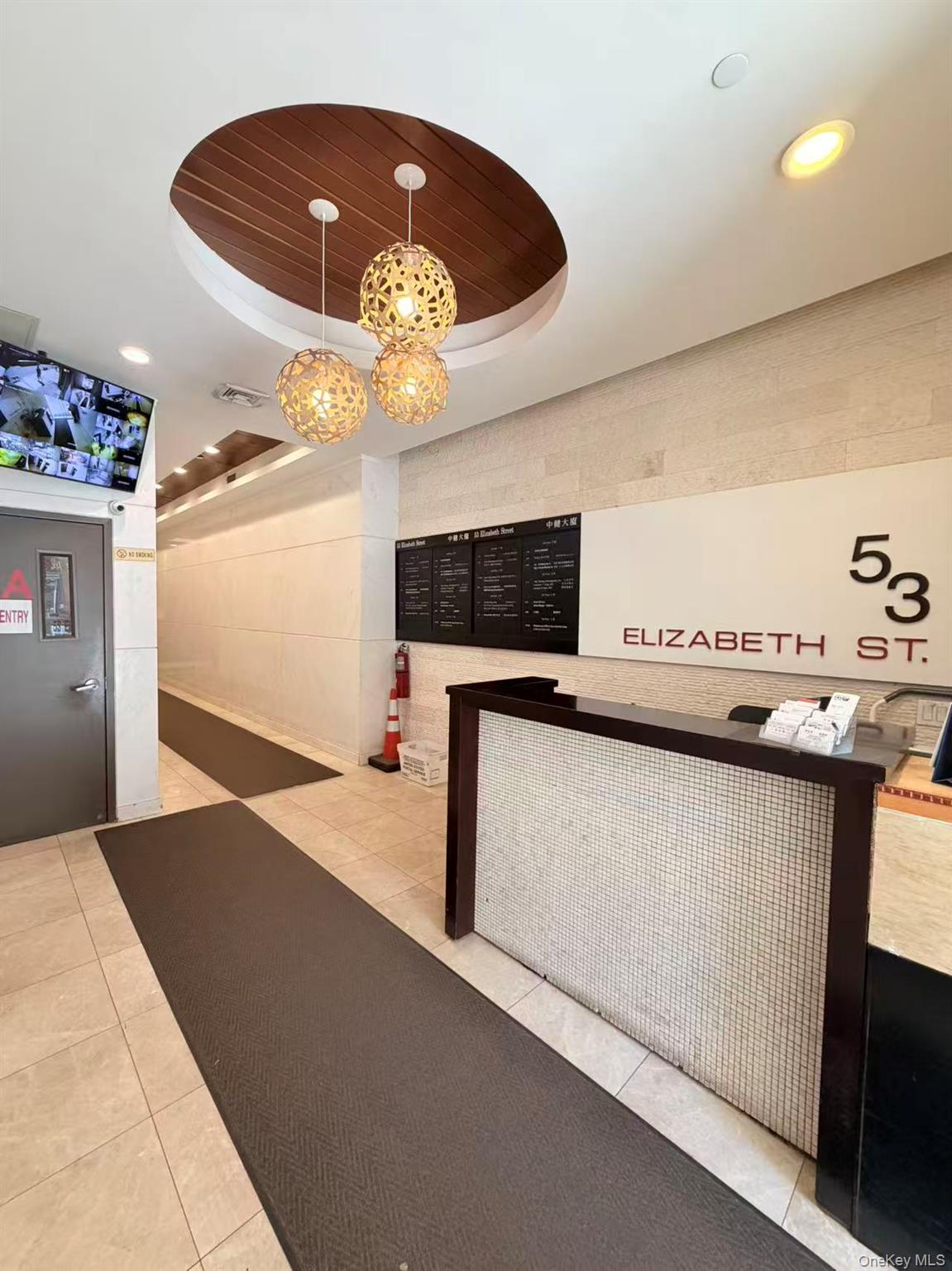 53 Elizabeth Street Unit: 1C