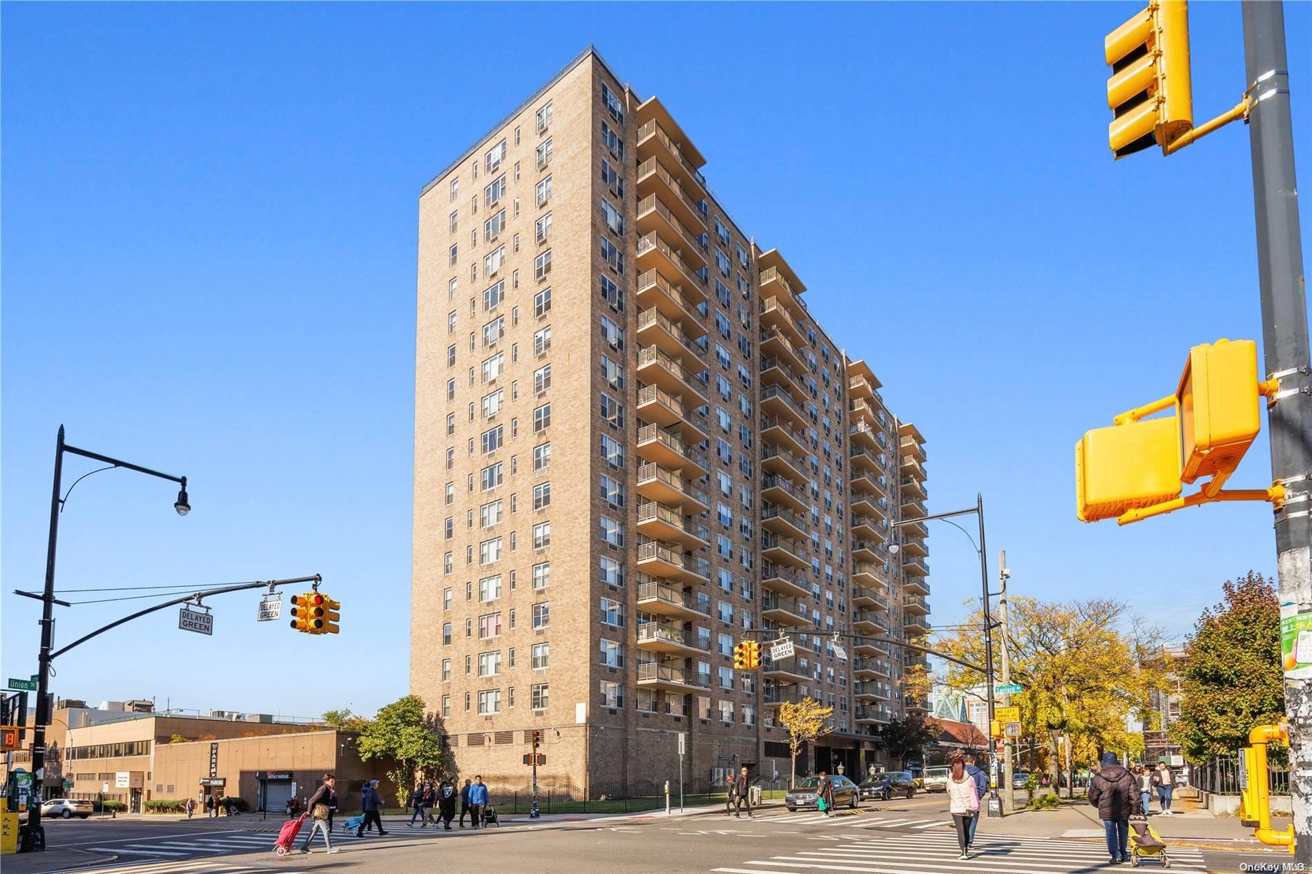 41-40 Union Street Unit: 2H