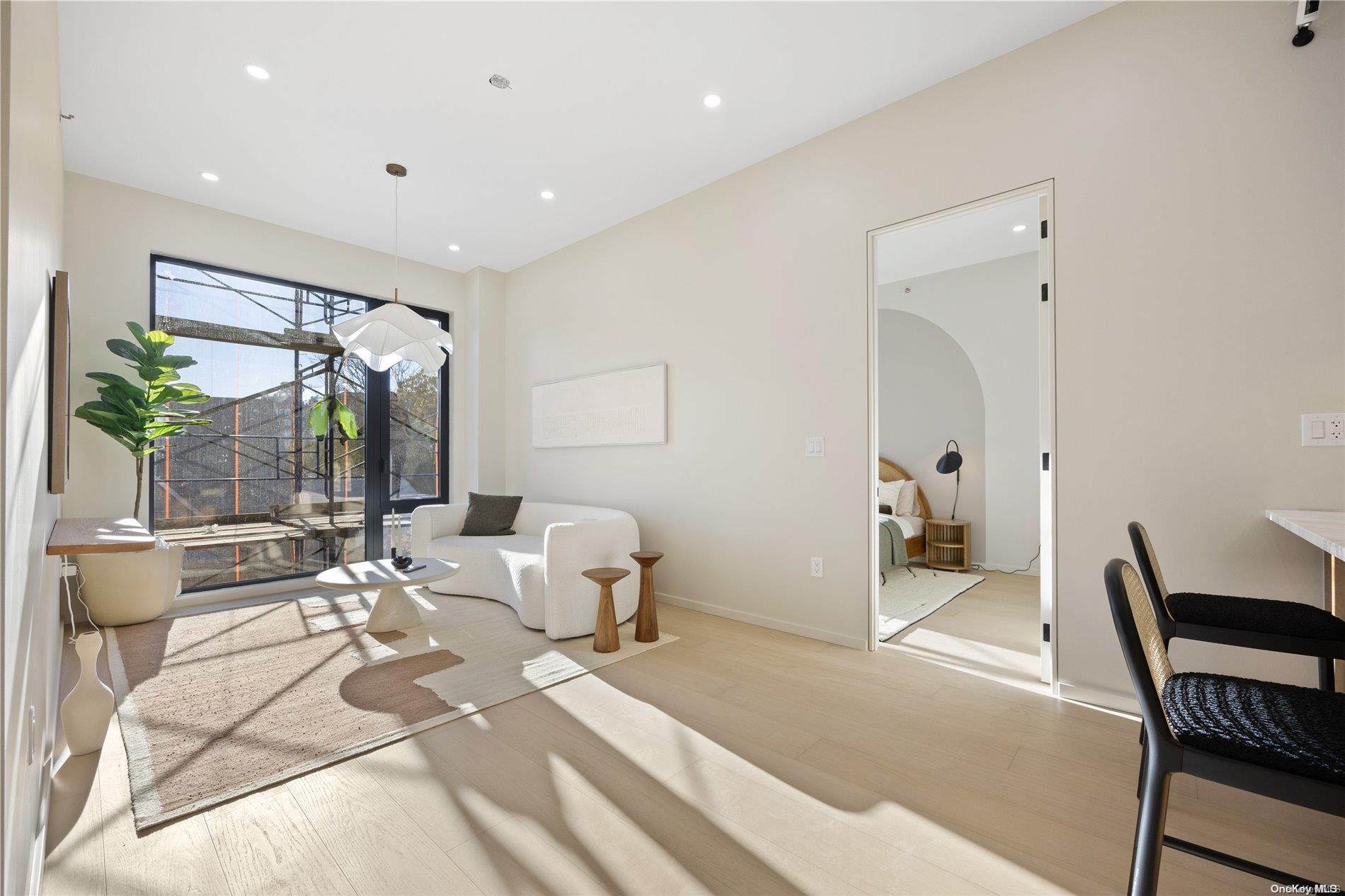 31-16 21st Street Unit: 4E