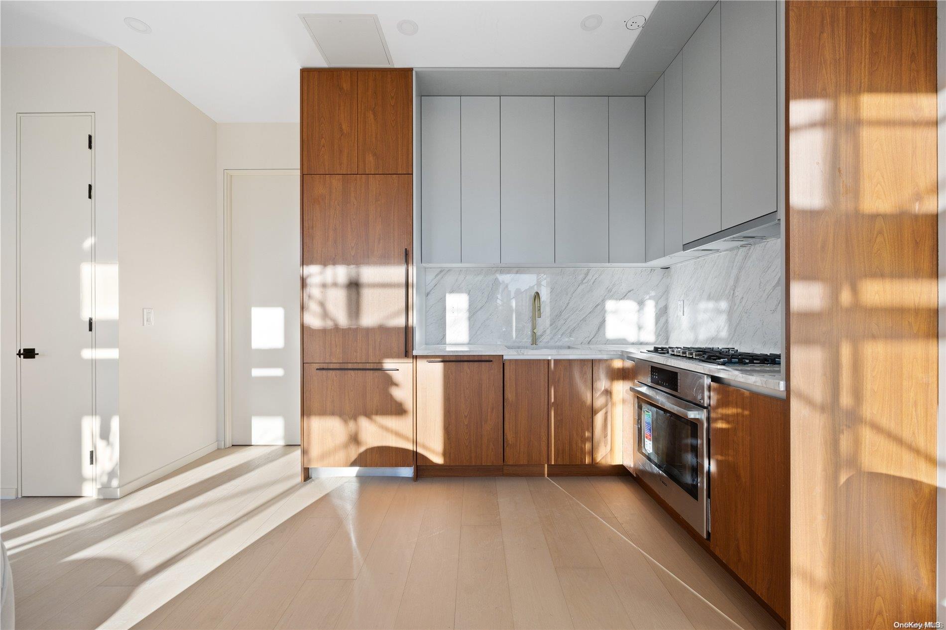 31-16 21st Street Unit: 5C