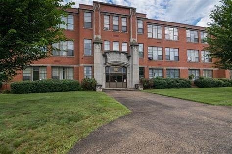 90 Mckinstry Ave # 111