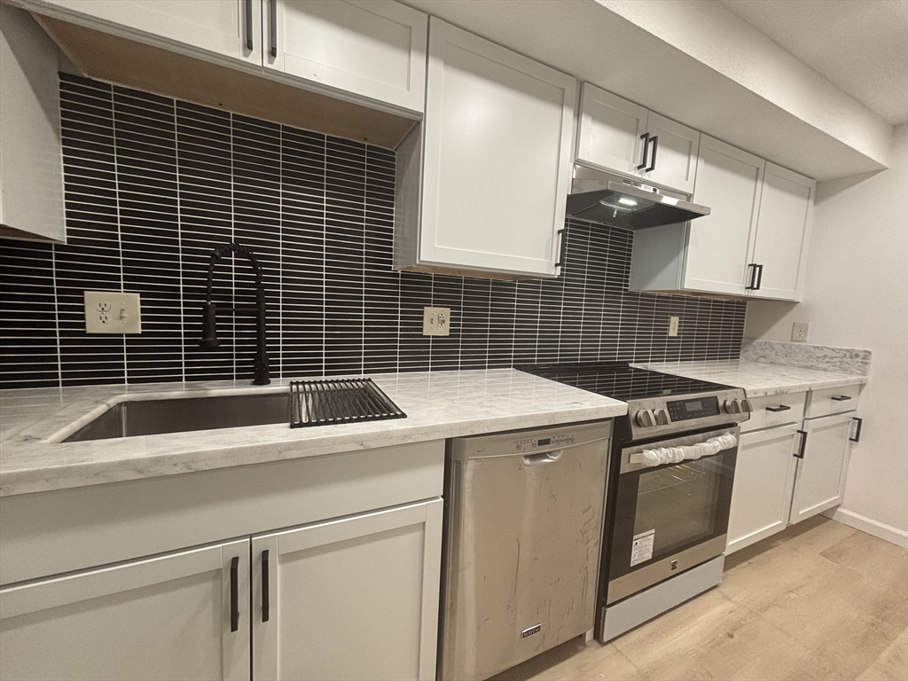 41 W. Summit St # 68