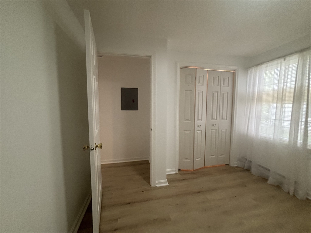 41 W. Summit St # 68