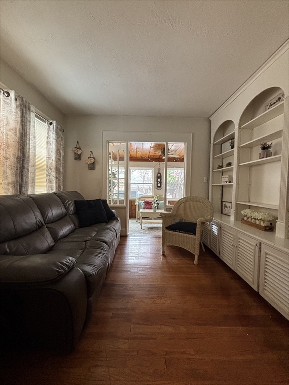 127 Melha Ave