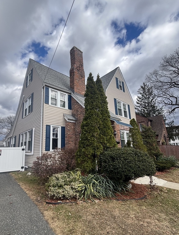 127 Melha Ave