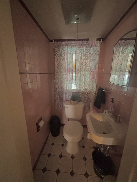 127 Melha Ave