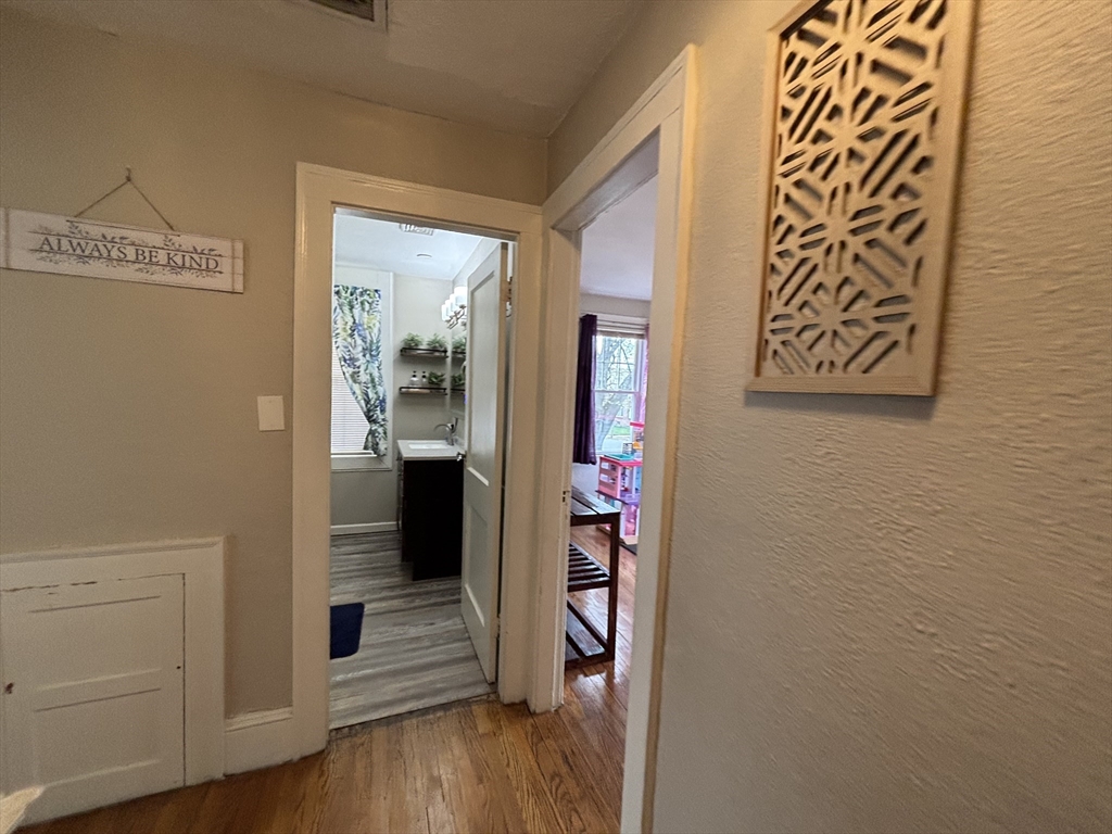 127 Melha Ave