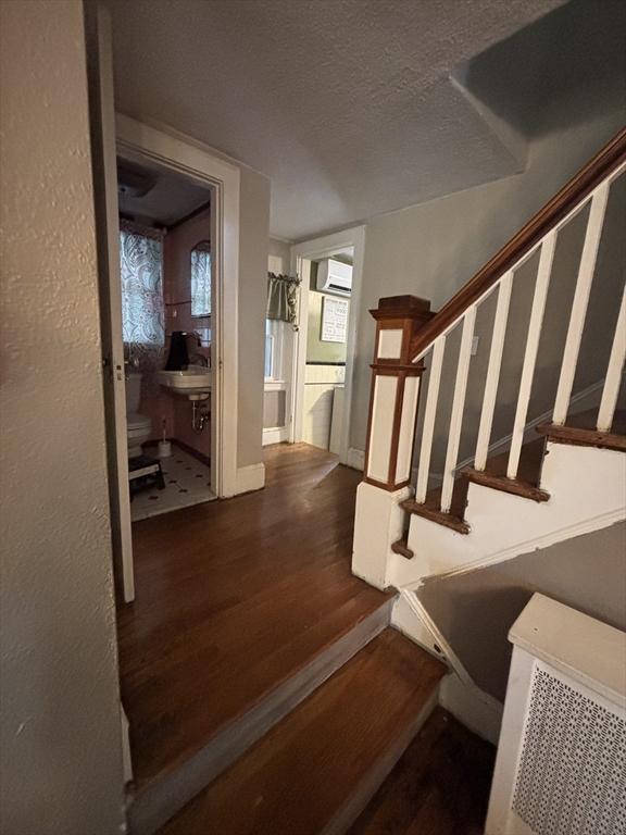 127 Melha Ave