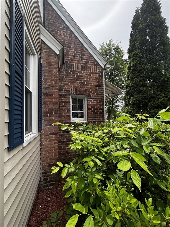 127 Melha Ave