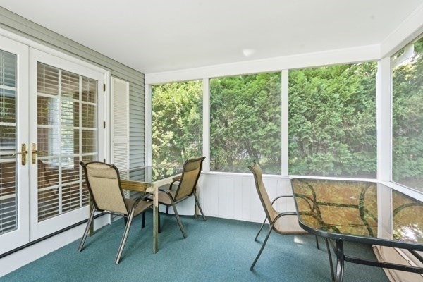 39 Venture Dr