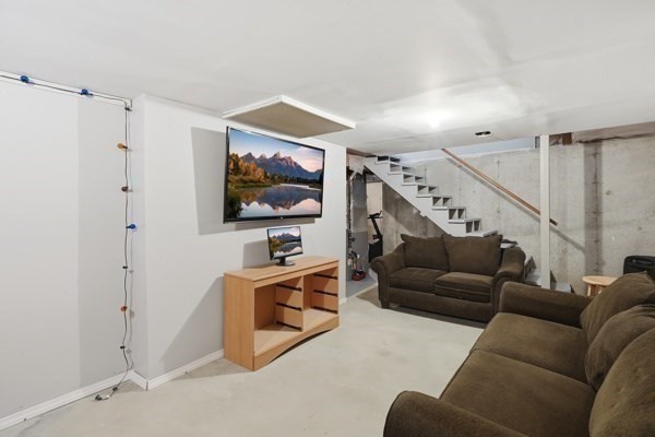 39 Venture Dr