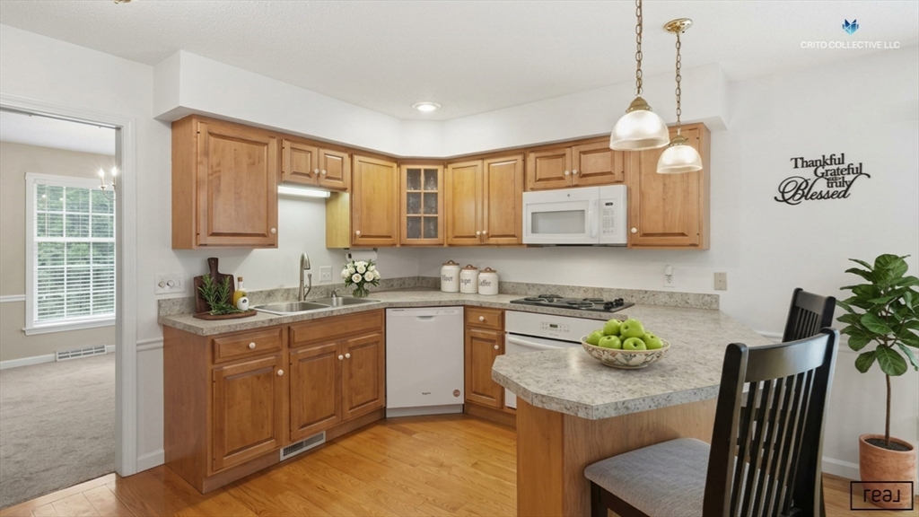39 Venture Dr