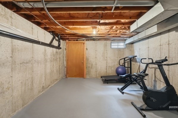39 Venture Dr