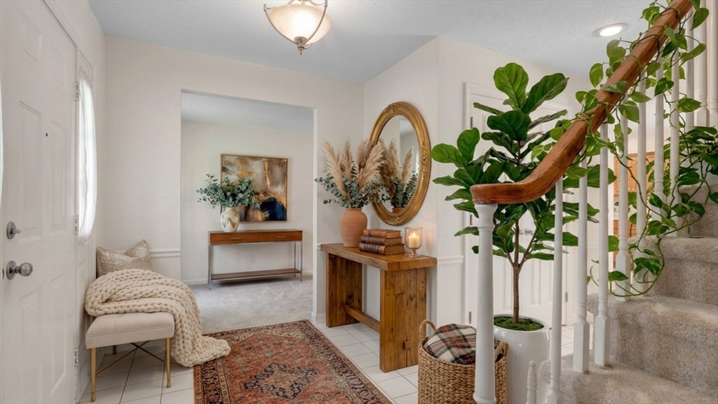 39 Venture Dr