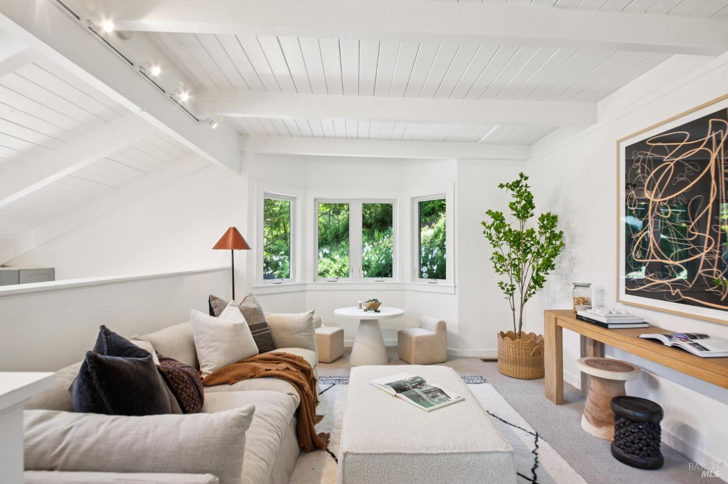 473 Montecito Avenue