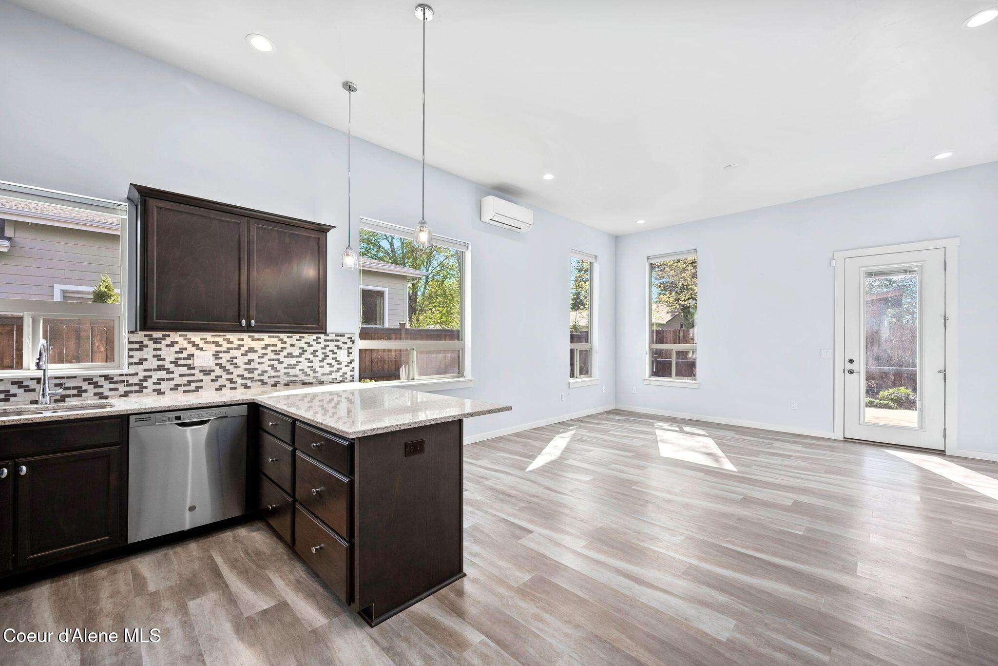 9537 La Costa Ct