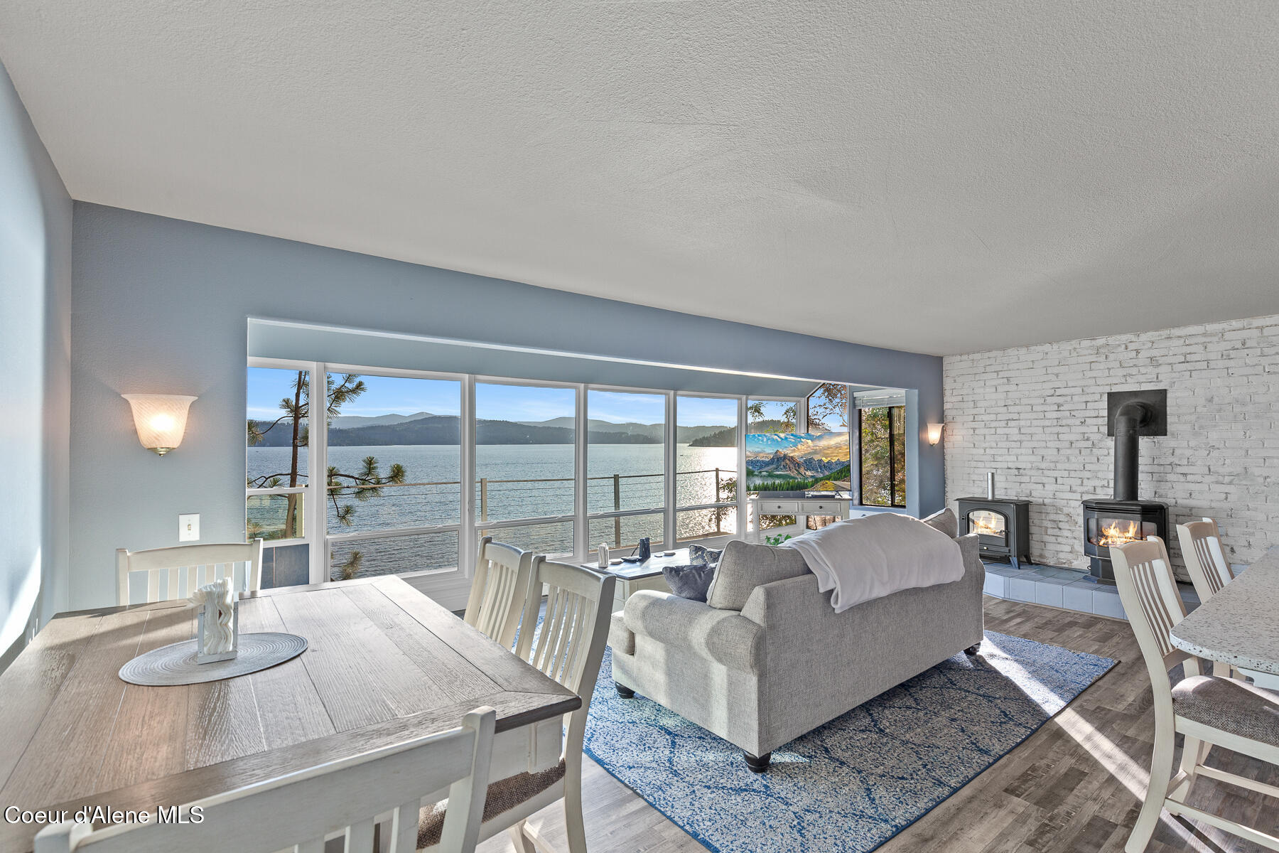 2233 S Silver Beach Rd, Coeur d'Alene