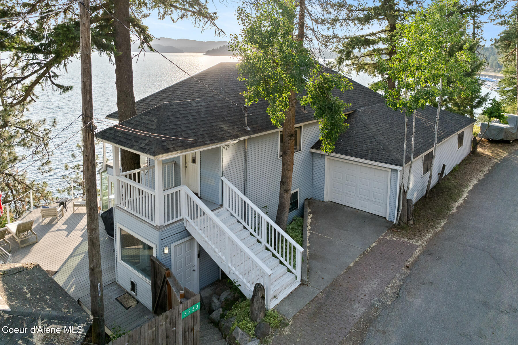 2233 S Silver Beach Rd, Coeur d'Alene