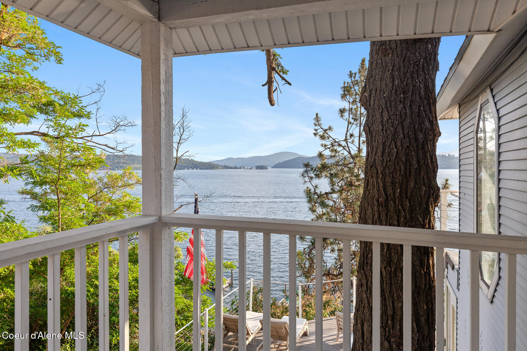2233 S Silver Beach Rd, Coeur d'Alene
